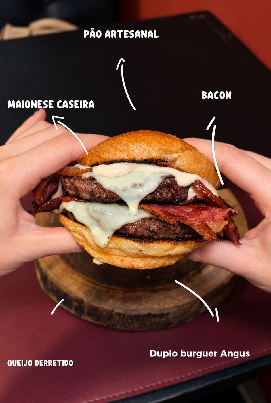 Duplo Bacon — foto da referência Alô Burger
